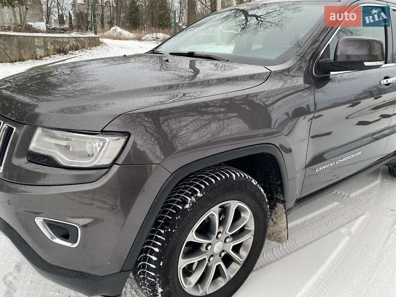 Позашляховик / Кросовер Jeep Grand Cherokee 2013 в Хмельницькому фото 15 Позашляховик / Кросовер Jeep Grand Cherokee 2013 в Хмельницькому