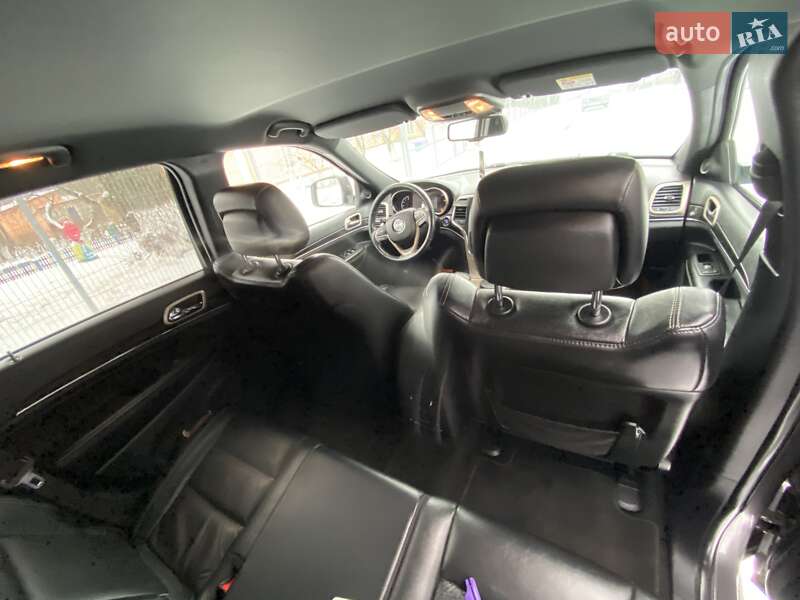 Позашляховик / Кросовер Jeep Grand Cherokee 2013 в Хмельницькому фото 24 Позашляховик / Кросовер Jeep Grand Cherokee 2013 в Хмельницькому