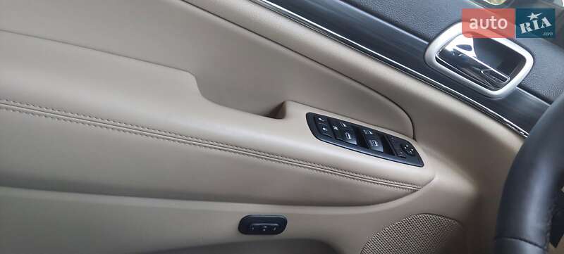 Внедорожник / Кроссовер Jeep Grand Cherokee 2020 в Черкассах