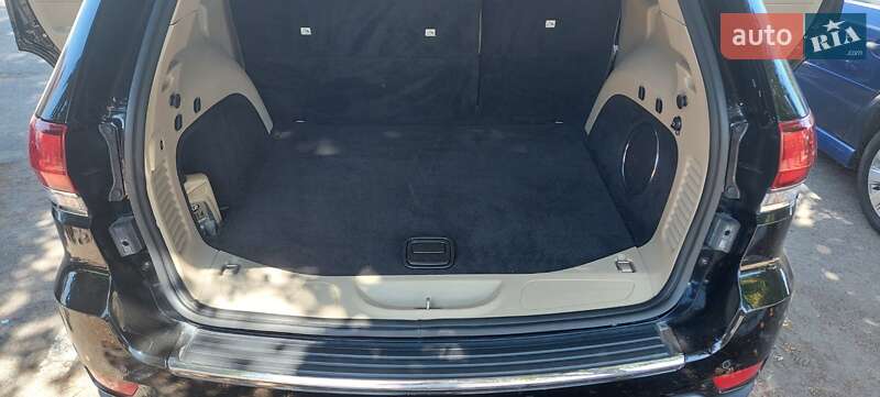 Внедорожник / Кроссовер Jeep Grand Cherokee 2020 в Черкассах