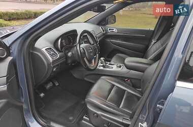 Внедорожник / Кроссовер Jeep Grand Cherokee 2020 в 