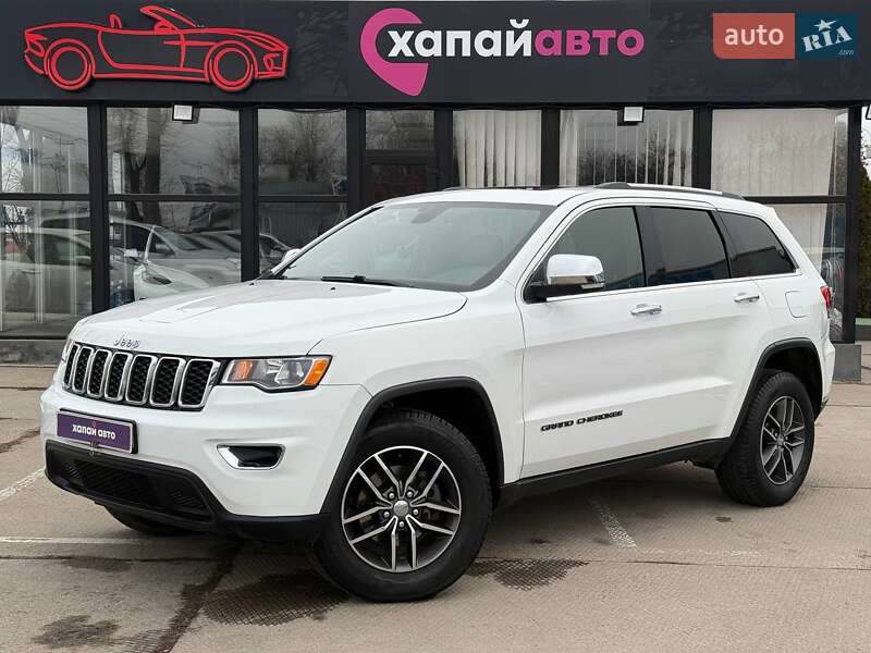 Внедорожник / Кроссовер Jeep Grand Cherokee 2018 в 