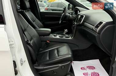 Внедорожник / Кроссовер Jeep Grand Cherokee 2018 в 