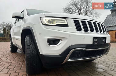 Внедорожник / Кроссовер Jeep Grand Cherokee 2016 в Житомире