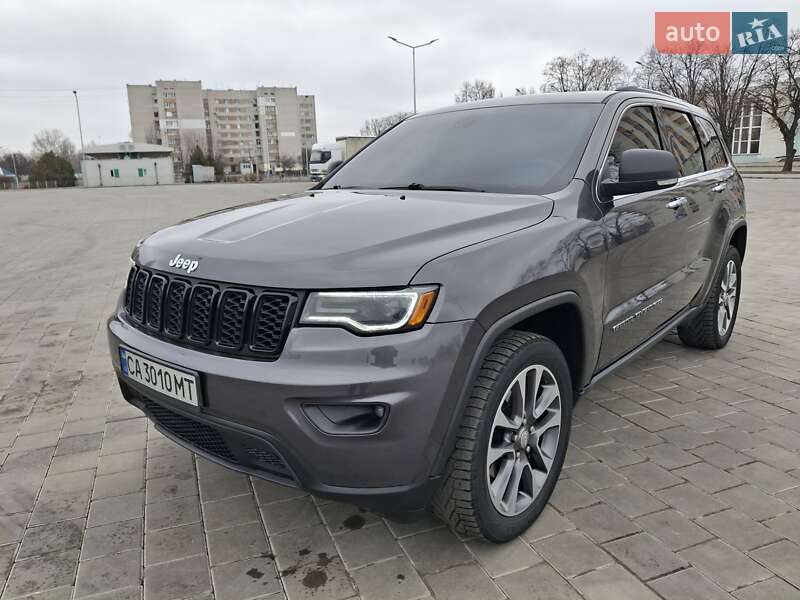 Позашляховик / Кросовер Jeep Grand Cherokee 2017 в Черкасах