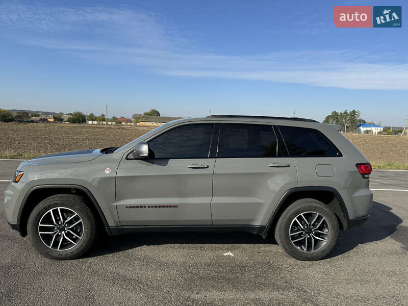 Внедорожник / Кроссовер Jeep Grand Cherokee 2020 в Киеве