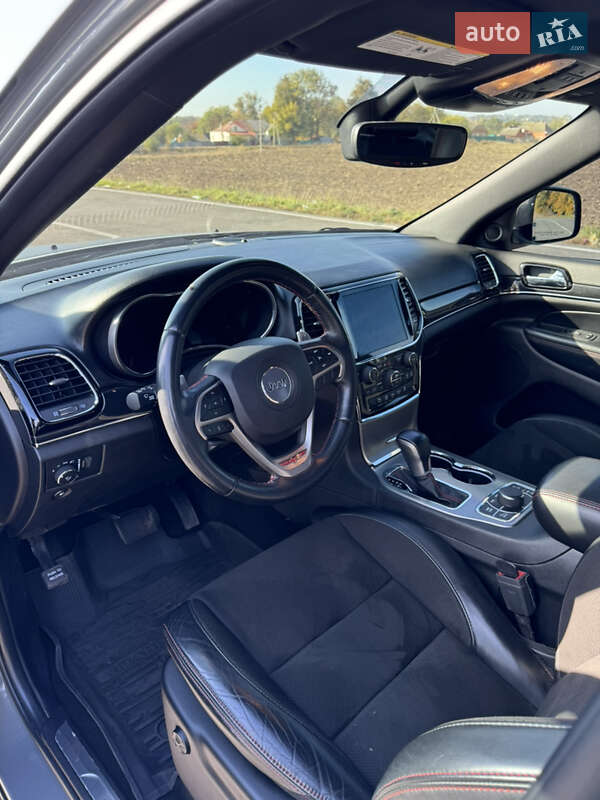 Внедорожник / Кроссовер Jeep Grand Cherokee 2020 в Киеве