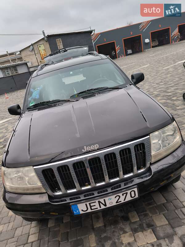 Позашляховик / Кросовер Jeep Grand Cherokee 2000 в 