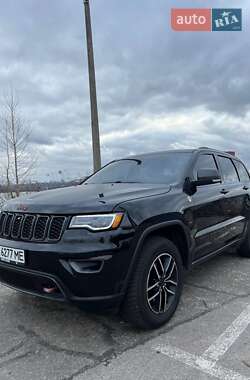 Внедорожник / Кроссовер Jeep Grand Cherokee 2018 в 