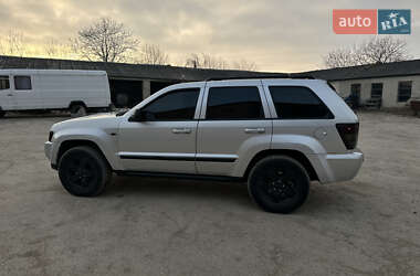 Внедорожник / Кроссовер Jeep Grand Cherokee 2006 в Черновцах