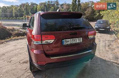 Внедорожник / Кроссовер Jeep Grand Cherokee 2015 в 