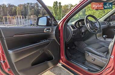 Внедорожник / Кроссовер Jeep Grand Cherokee 2015 в 