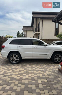 Внедорожник / Кроссовер Jeep Grand Cherokee 2019 в Киеве