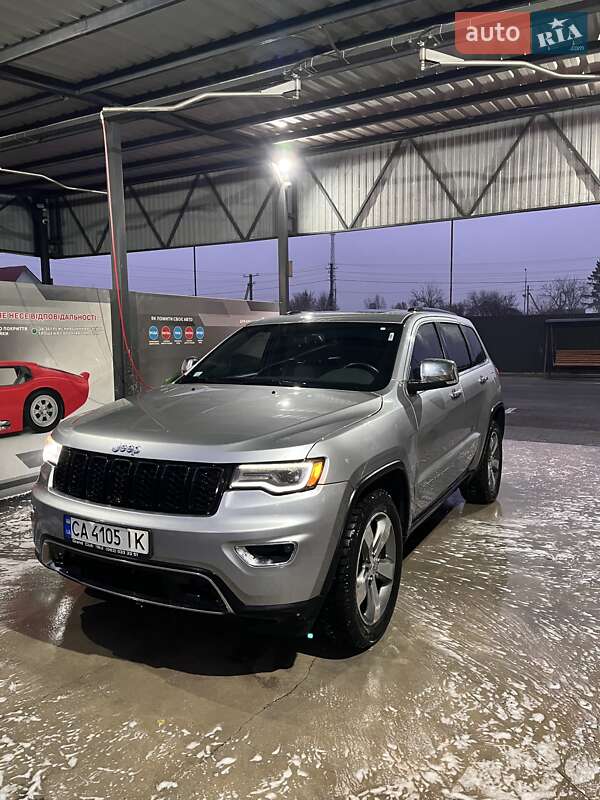 Внедорожник / Кроссовер Jeep Grand Cherokee 2016 в Черкассах