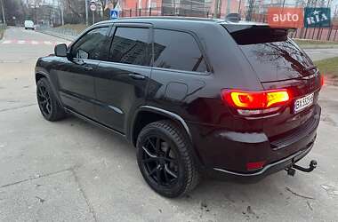 Внедорожник / Кроссовер Jeep Grand Cherokee 2017 в Киеве