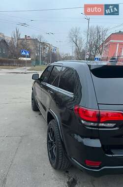 Внедорожник / Кроссовер Jeep Grand Cherokee 2017 в Киеве