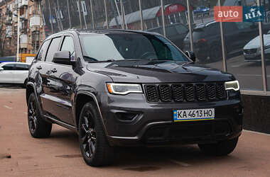 Позашляховик / Кросовер Jeep Grand Cherokee 2017 в Києві