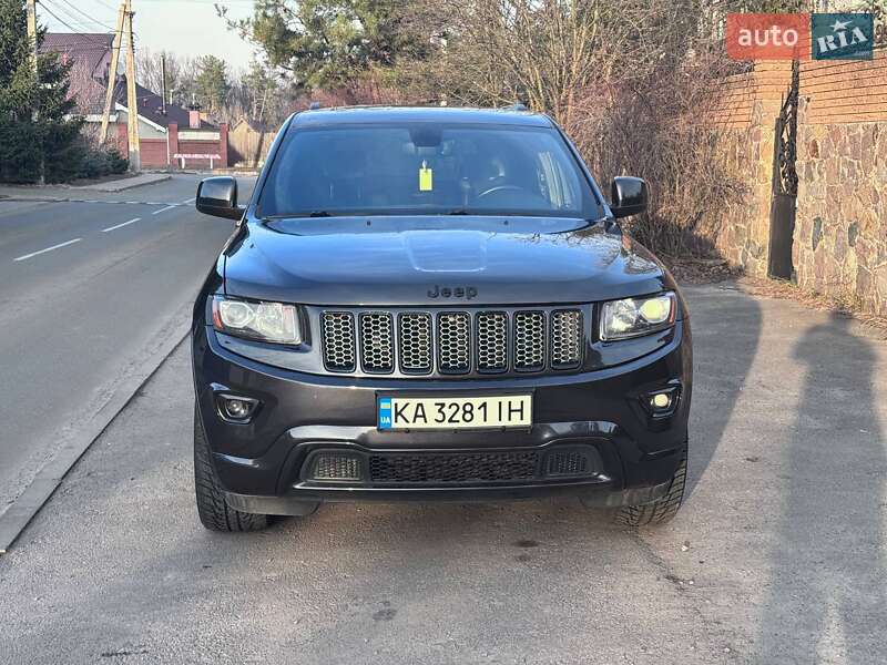 Внедорожник / Кроссовер Jeep Grand Cherokee 2014 в Киеве