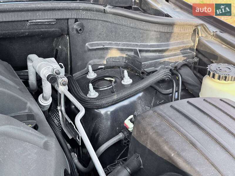Внедорожник / Кроссовер Jeep Grand Cherokee 2014 в Киеве