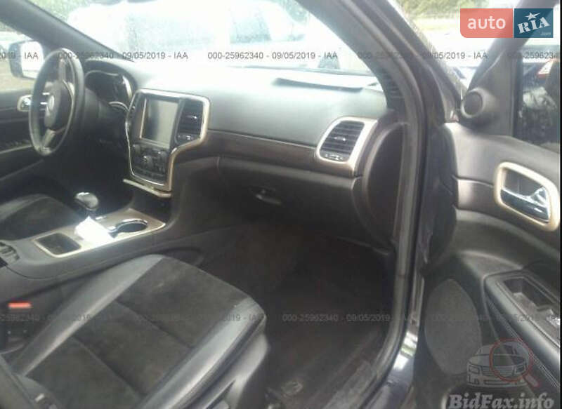 Внедорожник / Кроссовер Jeep Grand Cherokee 2014 в Киеве