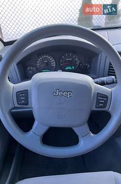 Позашляховик / Кросовер Jeep Grand Cherokee 2006 в Львові