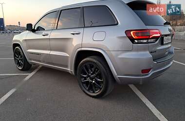 Внедорожник / Кроссовер Jeep Grand Cherokee 2020 в Кривом Роге