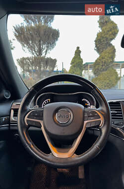 Внедорожник / Кроссовер Jeep Grand Cherokee 2013 в 