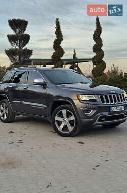 Внедорожник / Кроссовер Jeep Grand Cherokee 2013 в 