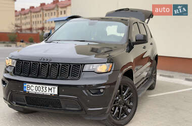 Внедорожник / Кроссовер Jeep Grand Cherokee 2017 в Львове