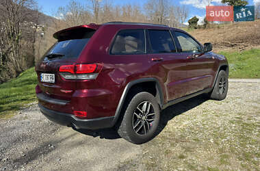 Внедорожник / Кроссовер Jeep Grand Cherokee 2016 в 