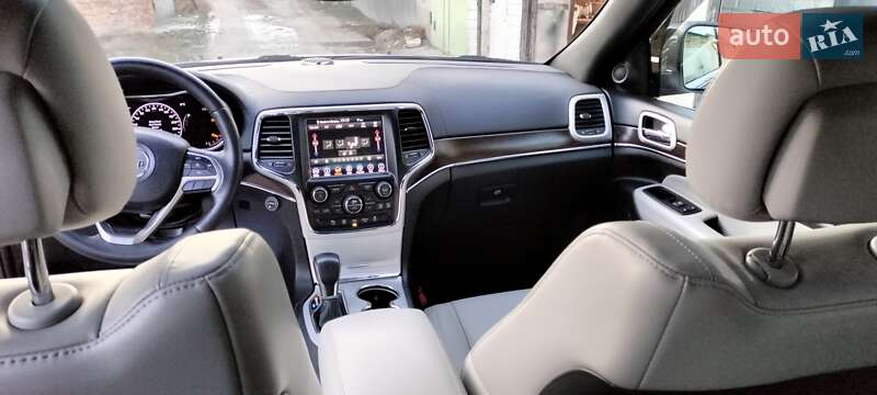 Позашляховик / Кросовер Jeep Grand Cherokee 2018 в Львові