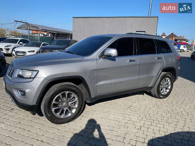 Позашляховик / Кросовер Jeep Grand Cherokee 2015 в Львові