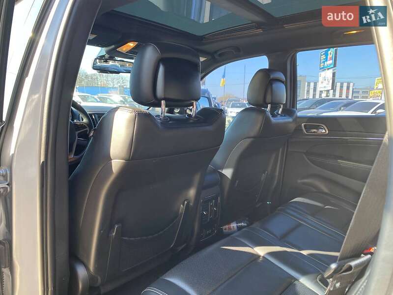 Позашляховик / Кросовер Jeep Grand Cherokee 2015 в Львові