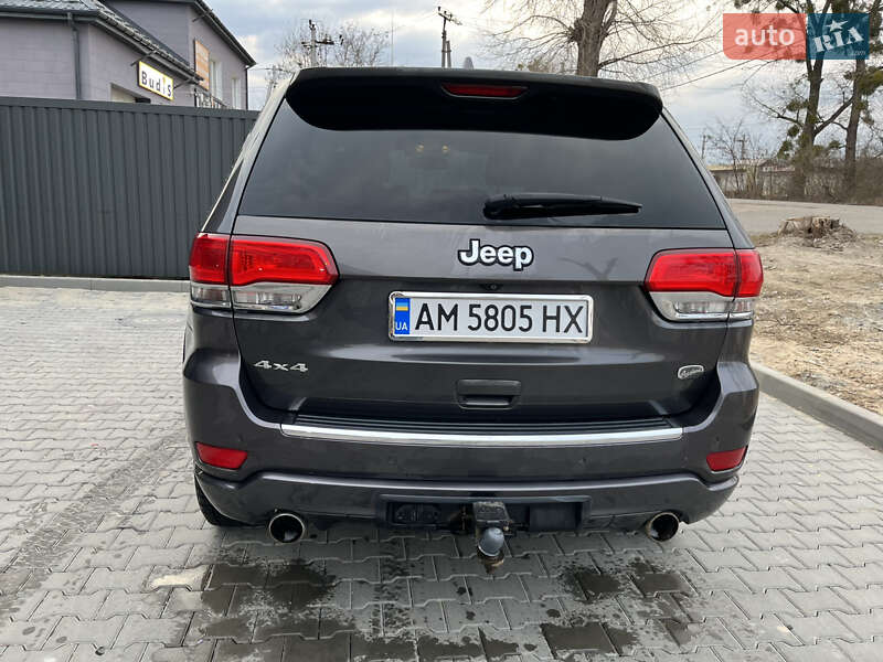 Внедорожник / Кроссовер Jeep Grand Cherokee 2015 в Киеве