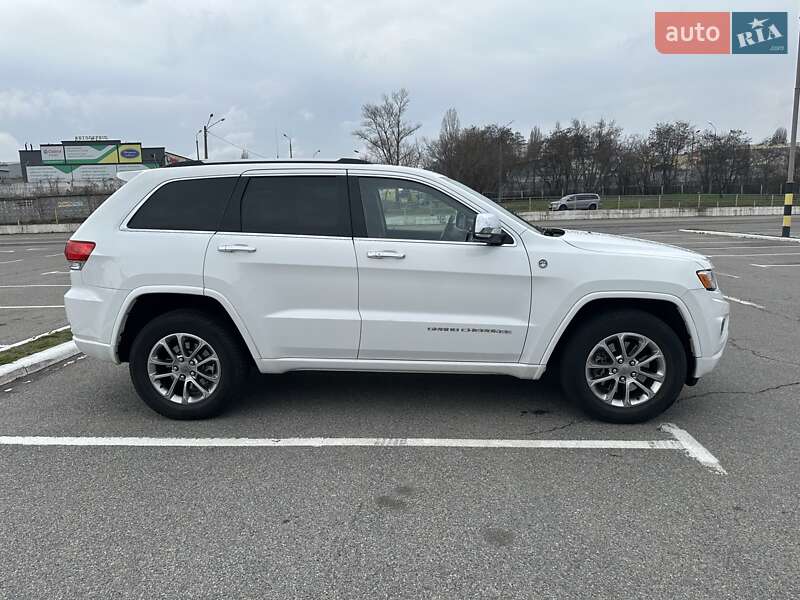 Внедорожник / Кроссовер Jeep Grand Cherokee 2015 в Киеве