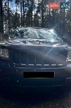Позашляховик / Кросовер Jeep Grand Cherokee 2011 в 