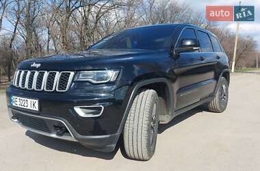 Внедорожник / Кроссовер Jeep Grand Cherokee 2017 в 