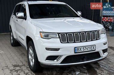 Позашляховик / Кросовер Jeep Grand Cherokee 2018 в 