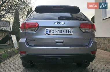 Внедорожник / Кроссовер Jeep Grand Cherokee 2015 в 