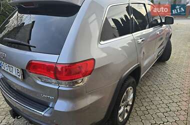 Внедорожник / Кроссовер Jeep Grand Cherokee 2015 в 