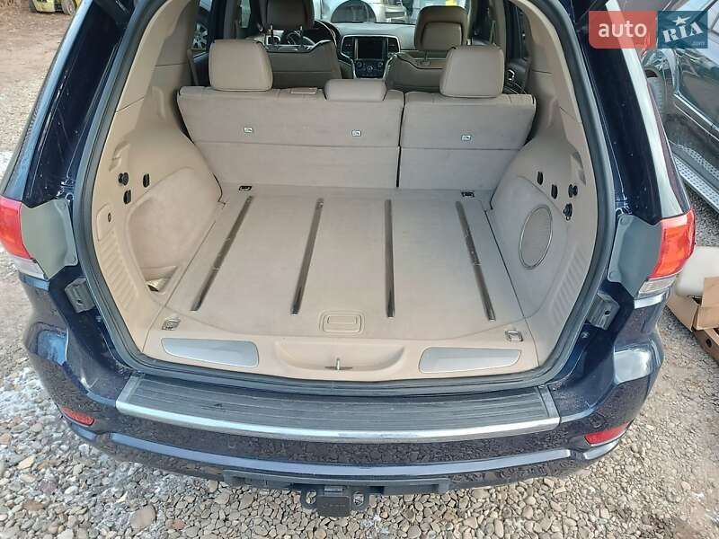 Позашляховик / Кросовер Jeep Grand Cherokee 2013 в Чернівцях