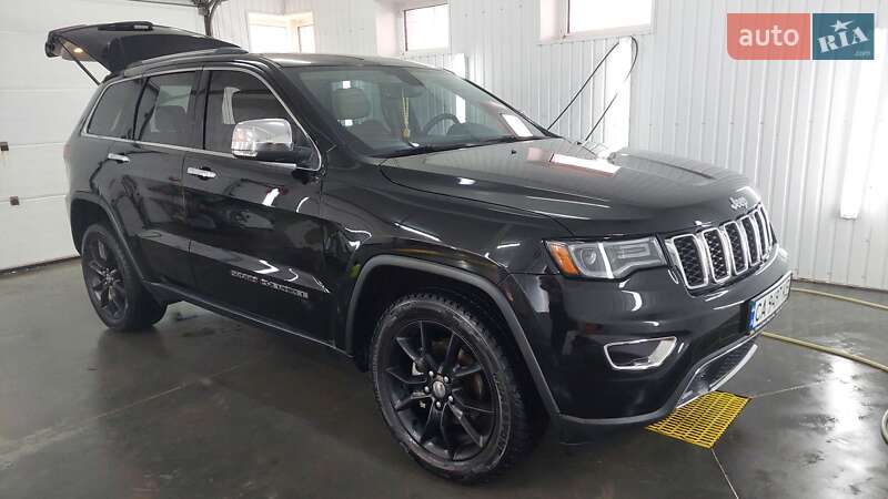 Внедорожник / Кроссовер Jeep Grand Cherokee 2020 в Черкассах