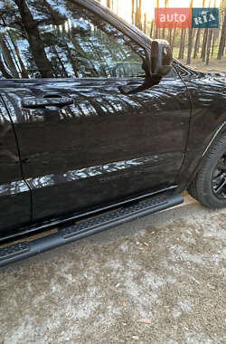 Внедорожник / Кроссовер Jeep Grand Cherokee 2017 в 