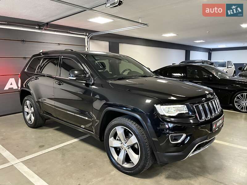 Внедорожник / Кроссовер Jeep Grand Cherokee 2014 в 