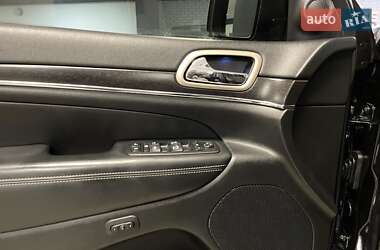 Внедорожник / Кроссовер Jeep Grand Cherokee 2014 в 