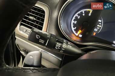 Внедорожник / Кроссовер Jeep Grand Cherokee 2014 в 
