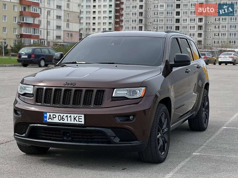 Позашляховик / Кросовер Jeep Grand Cherokee 2014 в 