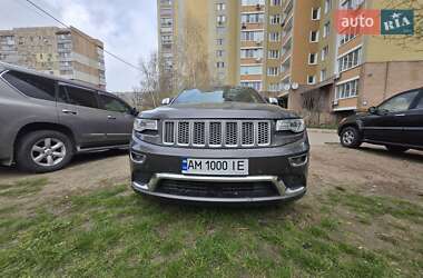Позашляховик / Кросовер Jeep Grand Cherokee 2015 в 