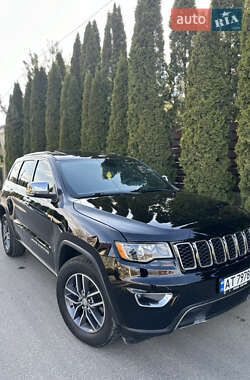 Внедорожник / Кроссовер Jeep Grand Cherokee 2018 в 