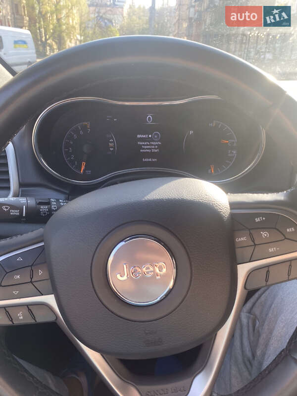 Внедорожник / Кроссовер Jeep Grand Cherokee 2020 в Киеве